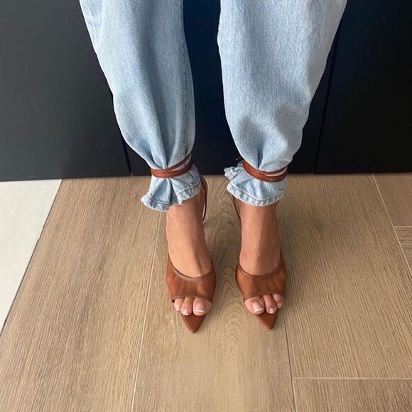 Clarité Brown Wrap Up Stilettos - Picture 3 of 8